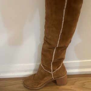 UGG / BOOTS / Pre-owned /SIZE 8